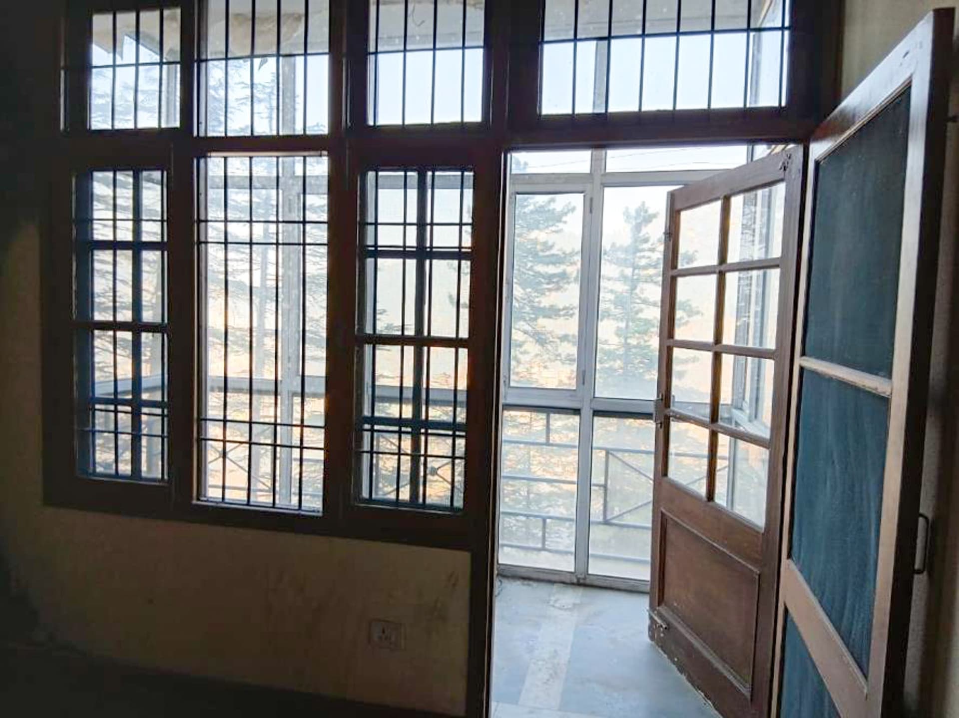 Property Photos 26