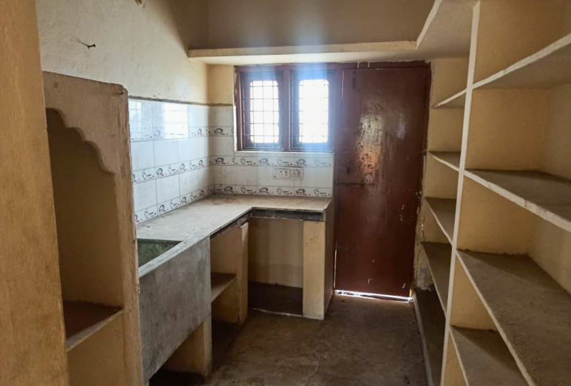 Property Photos 18
