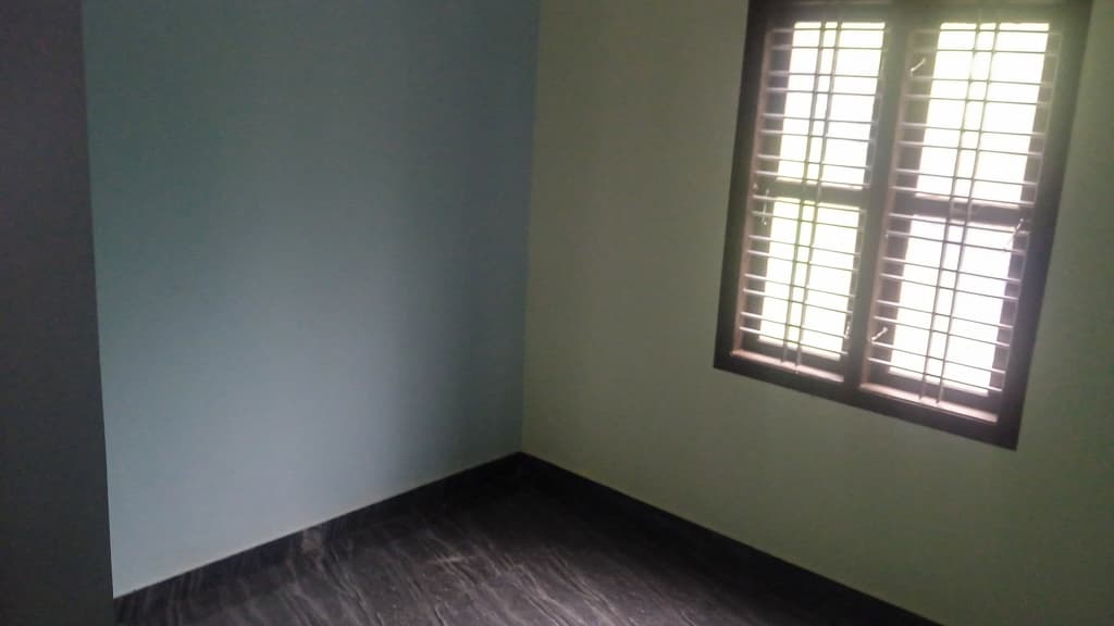 Property Photos 9