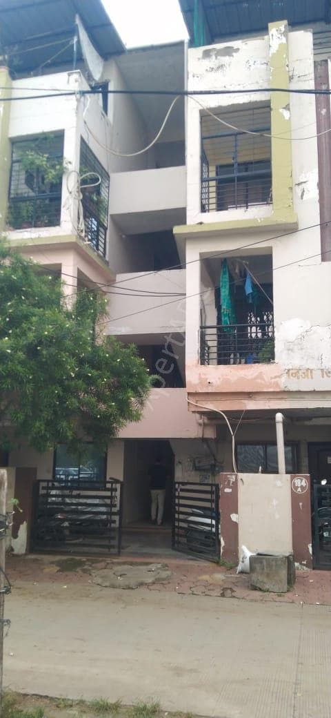Property Photos 8