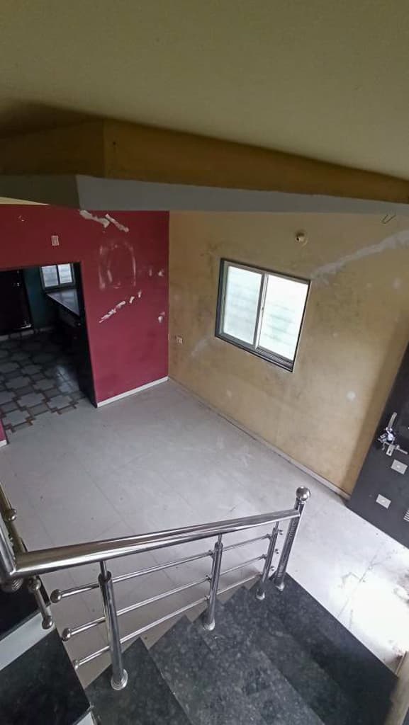 Property Photos 8