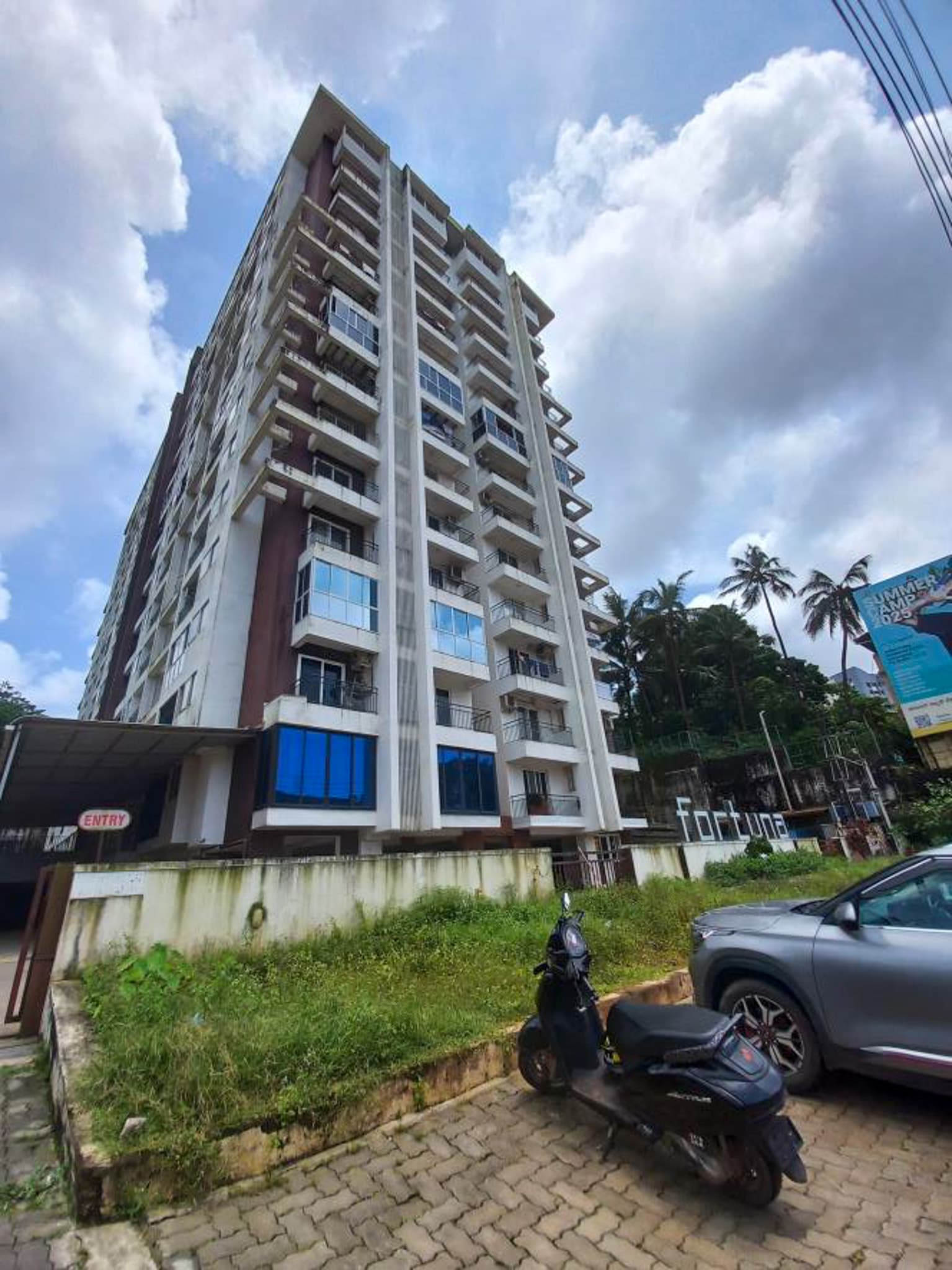 Property Photos 26