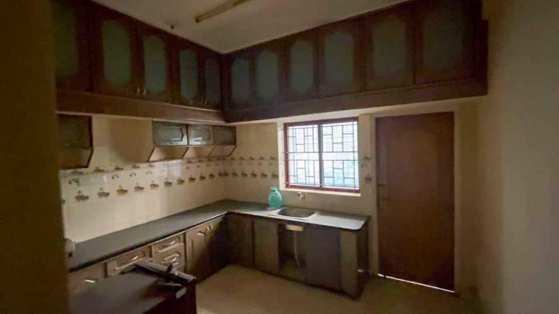 Property Photos 17