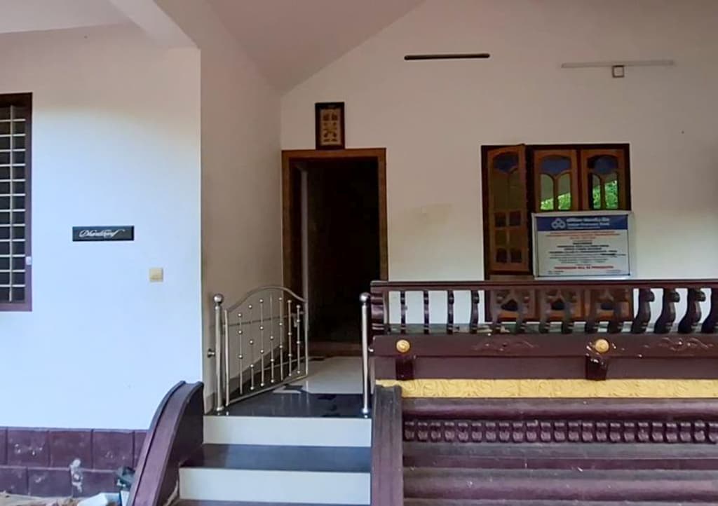 Property Photos 6
