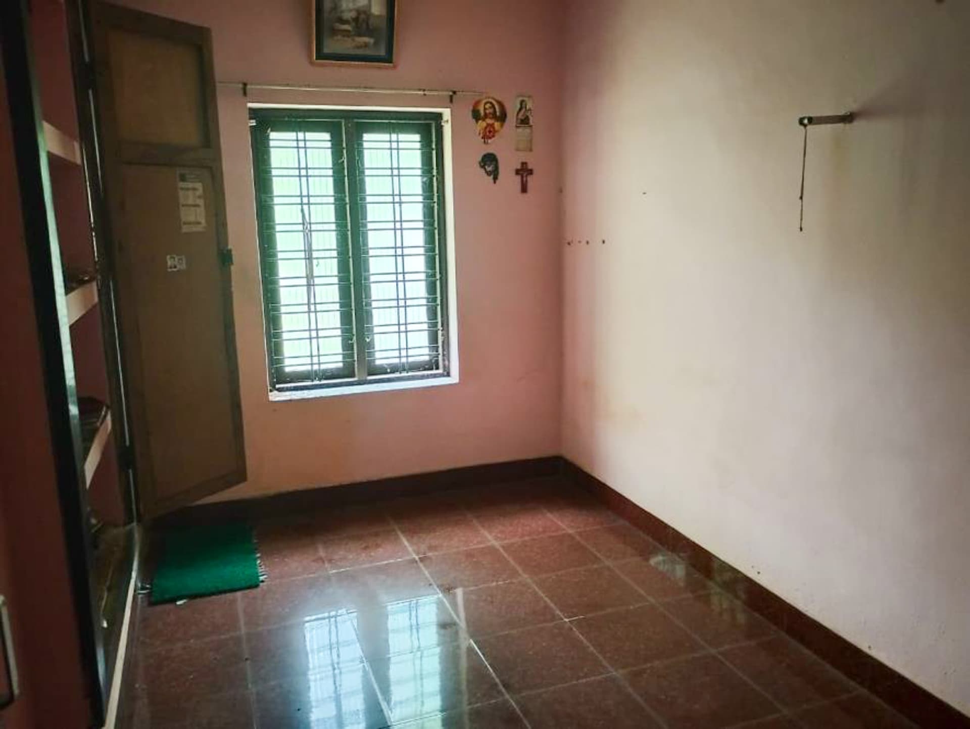 Property Photos 6