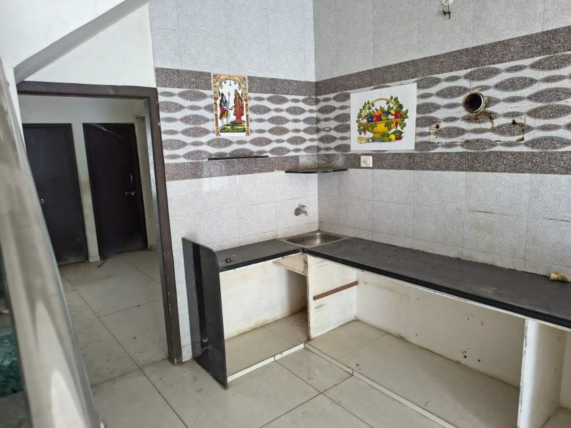 Property Photos 11
