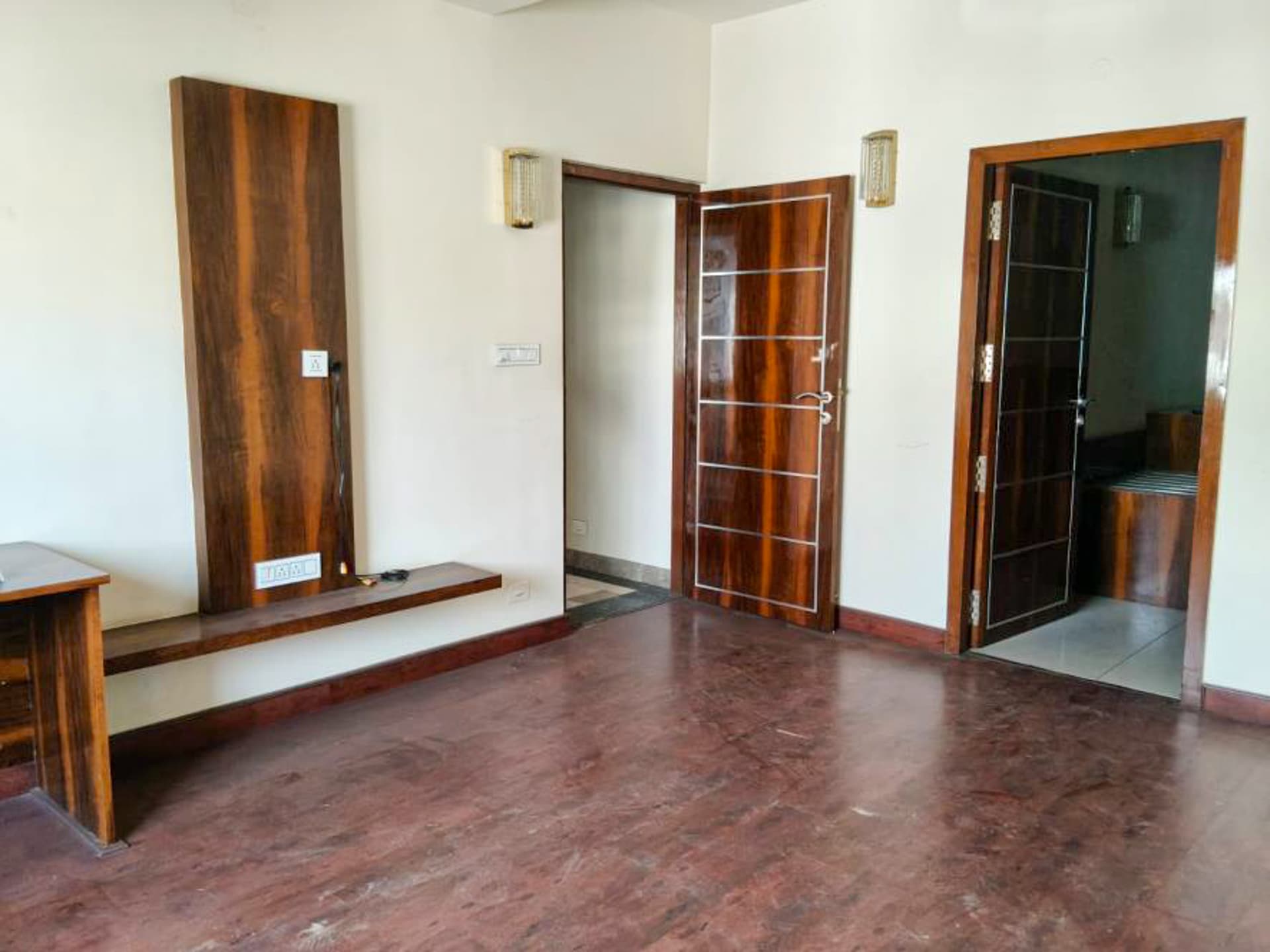 Property Photos 9