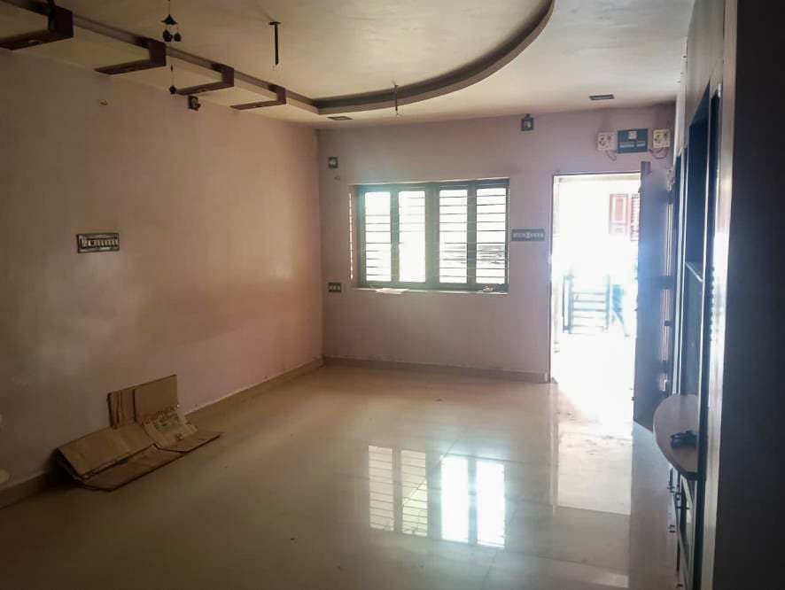 Property Photos 17