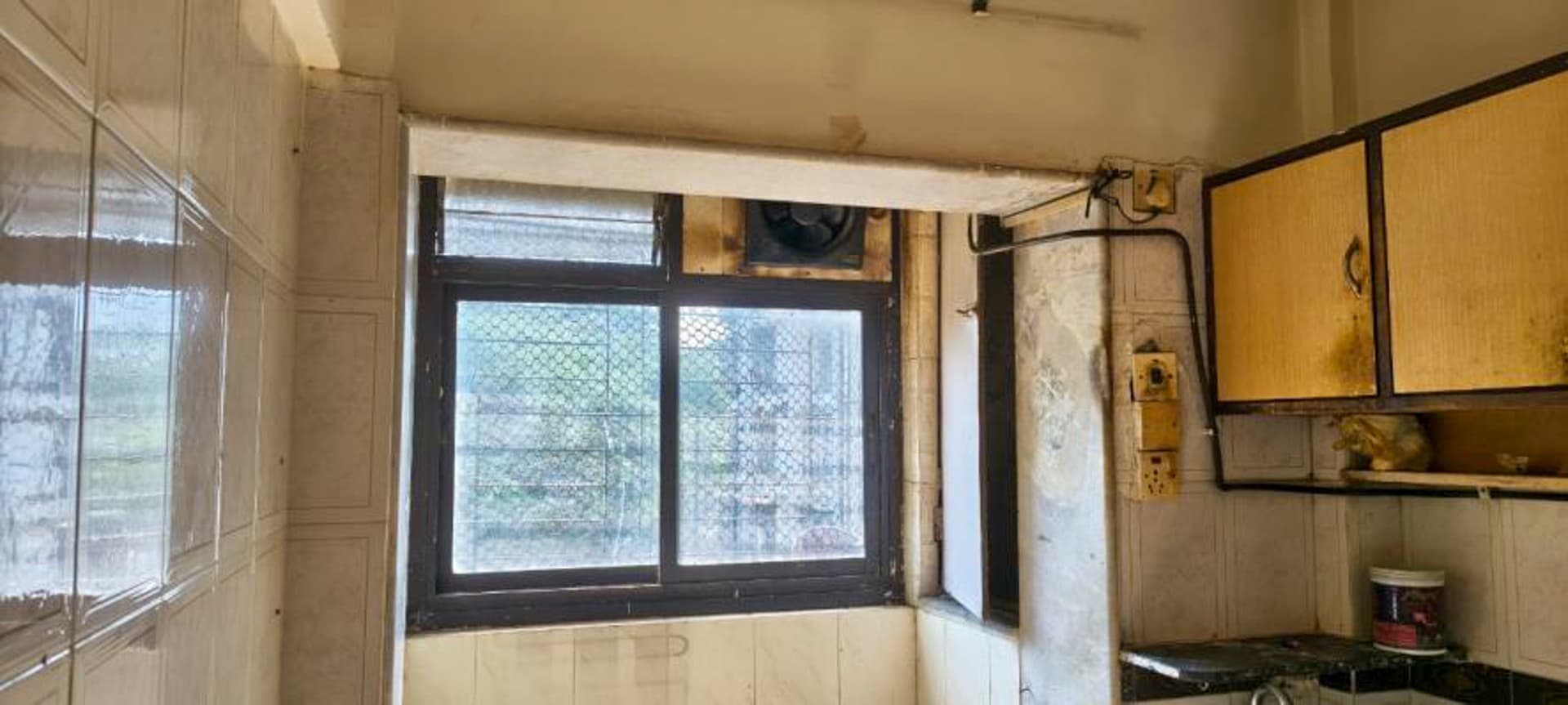 Property Photos 13