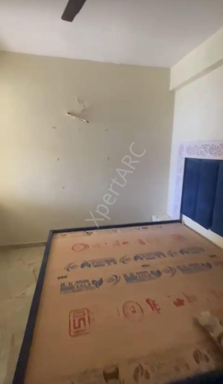 Property Photos 6