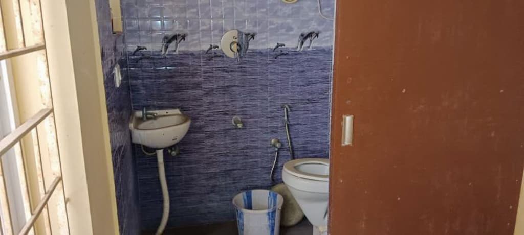 Property Photos 23