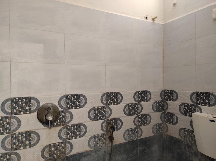Property Photos 18