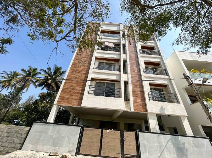 Property Photos 18