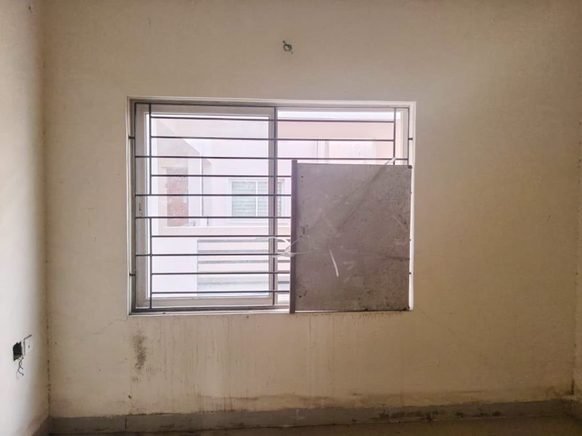Property Photos 6