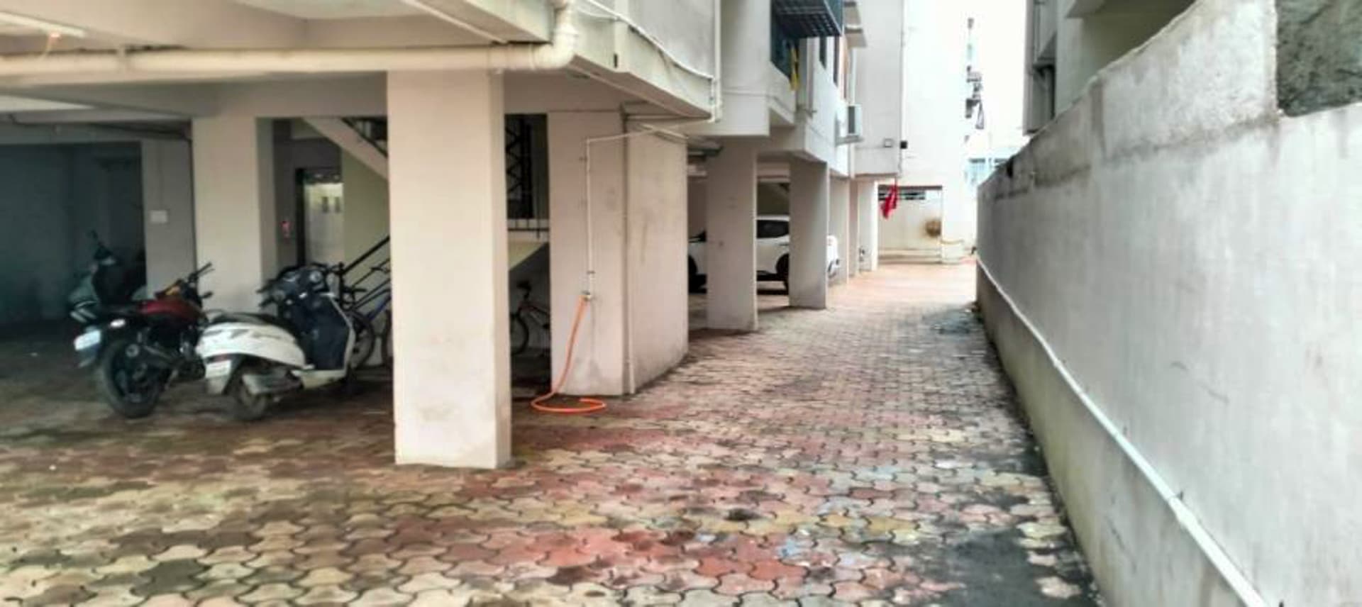 Property Photos 4