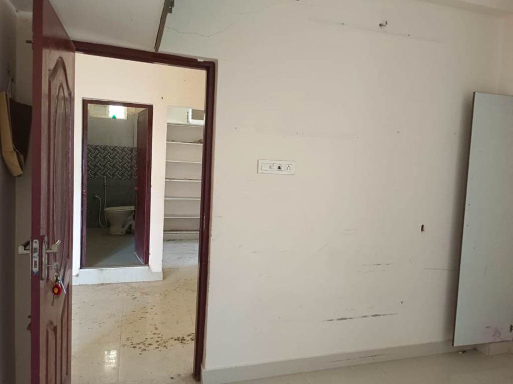 Property Photos 21