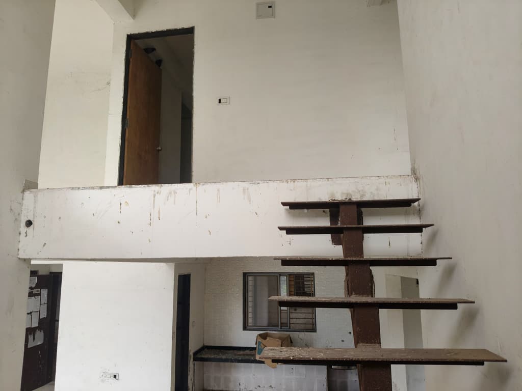 Property Photos 18