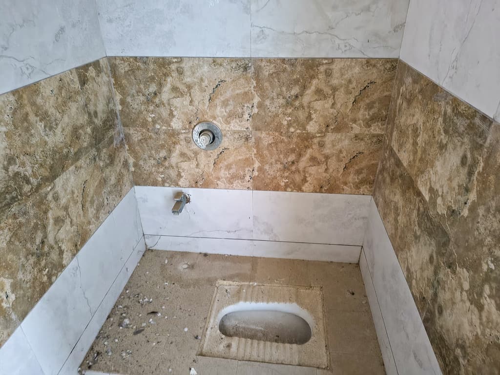Property Photos 5