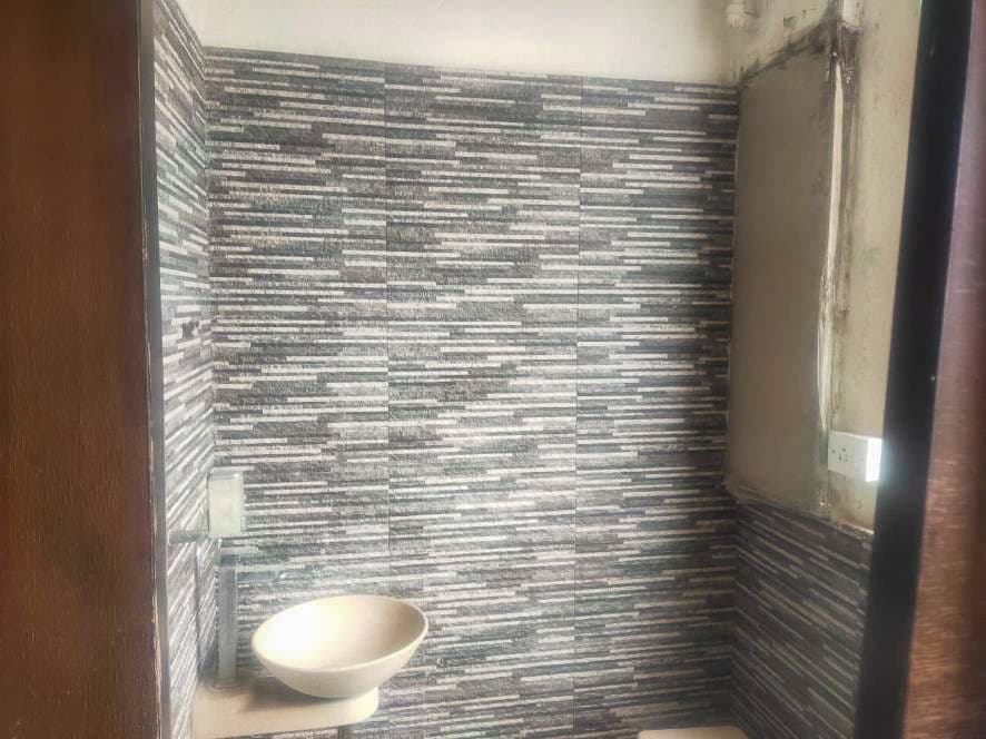 Property Photos 18