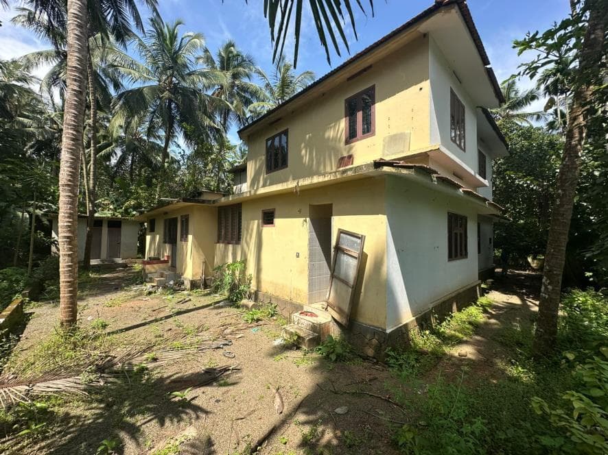 Property Photos 9