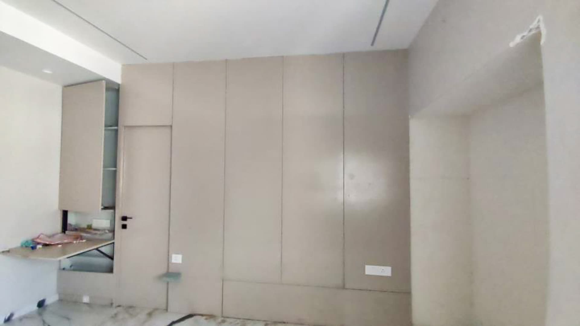 Property Photos 26