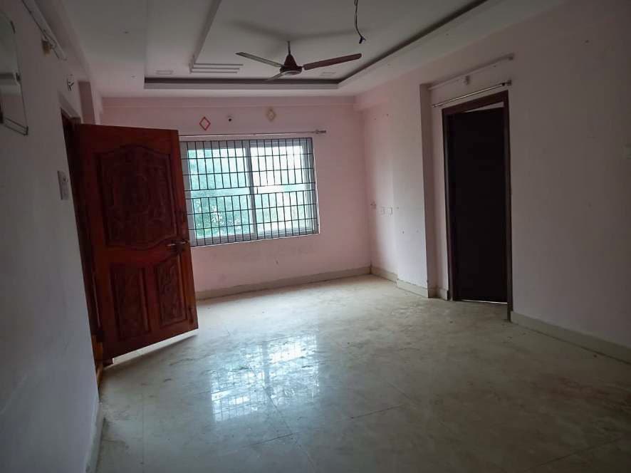 Property Photos 18