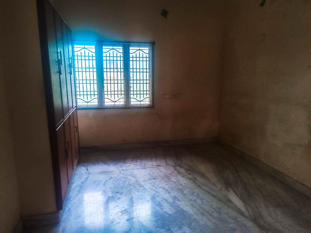 Property Photos 6