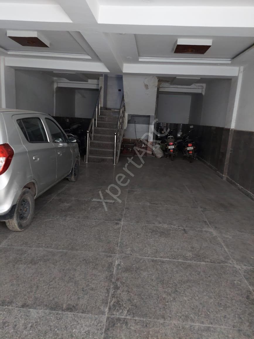 Property Photos 7