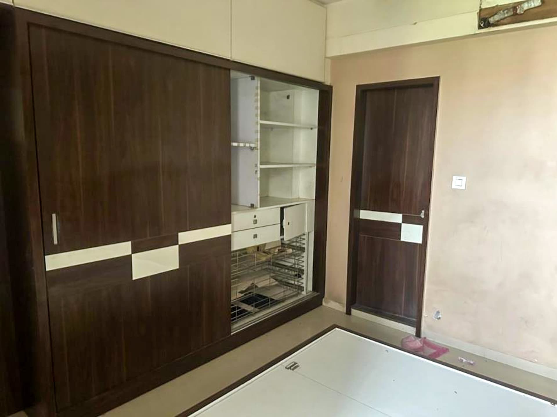 Property Photos 17