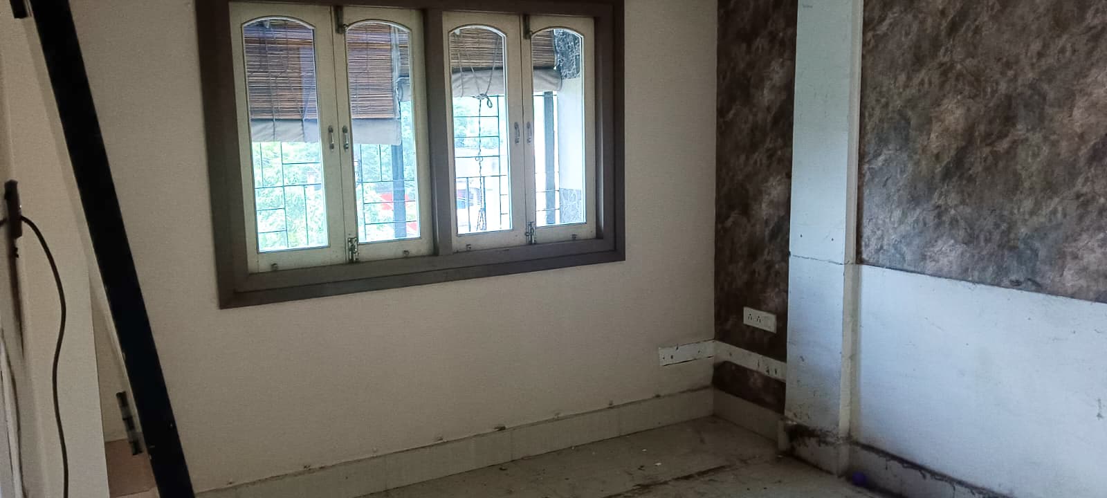 Property Photos 16