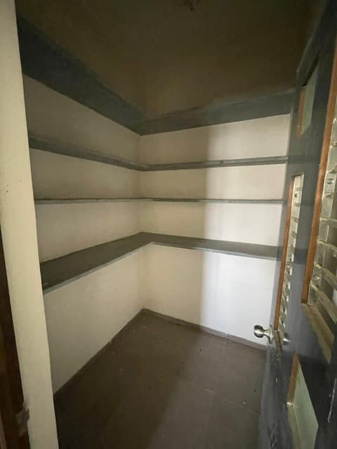 Property Photos 9