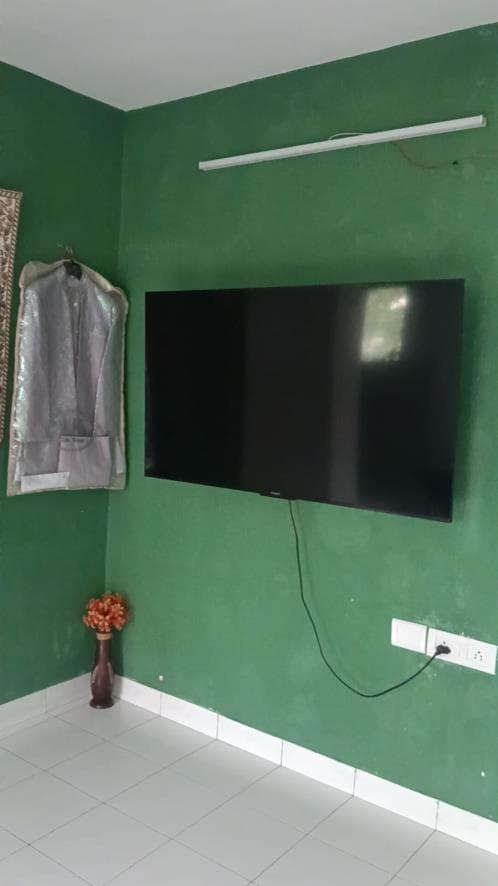 Property Photos 6