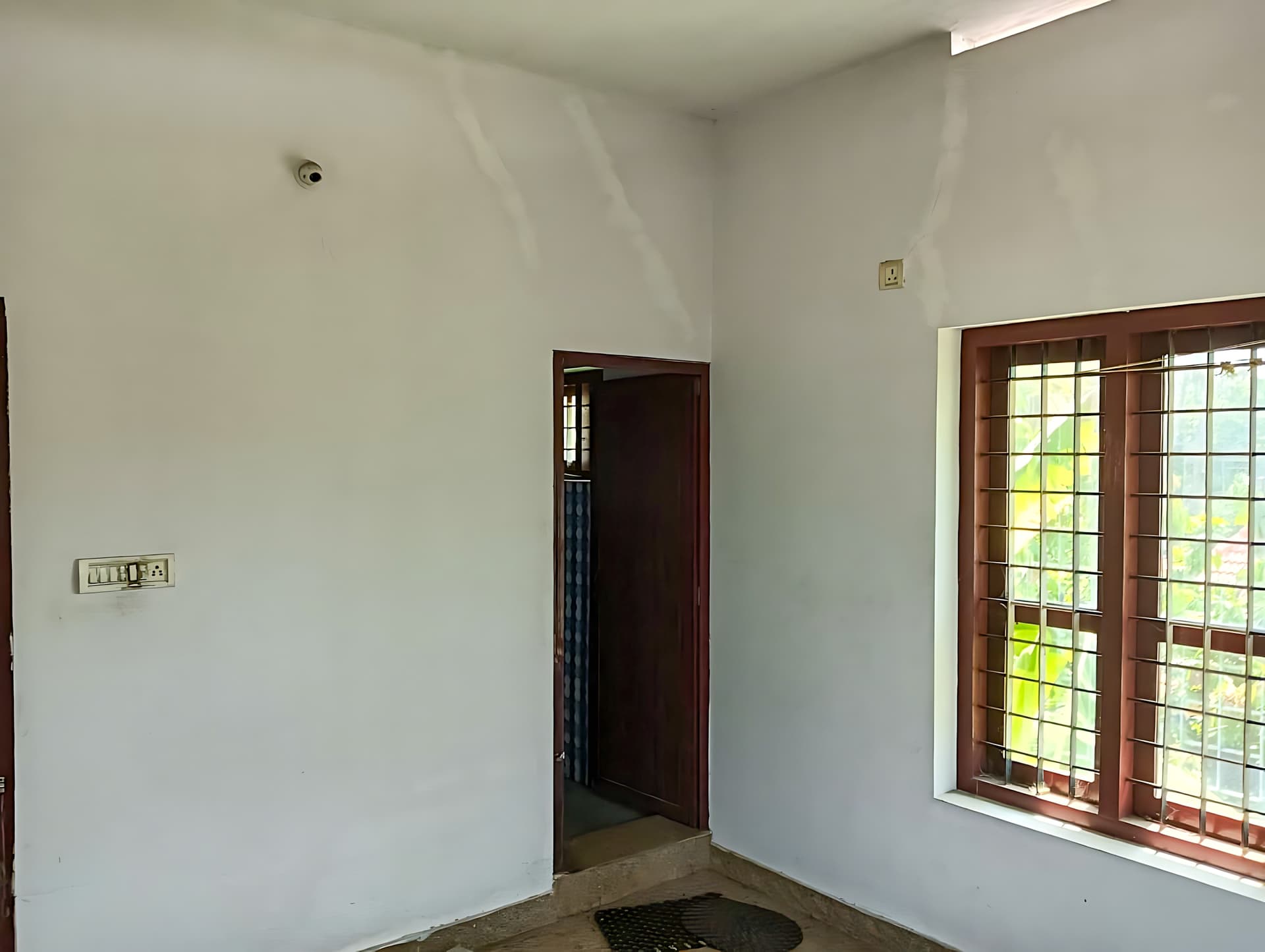 Property Photos 35