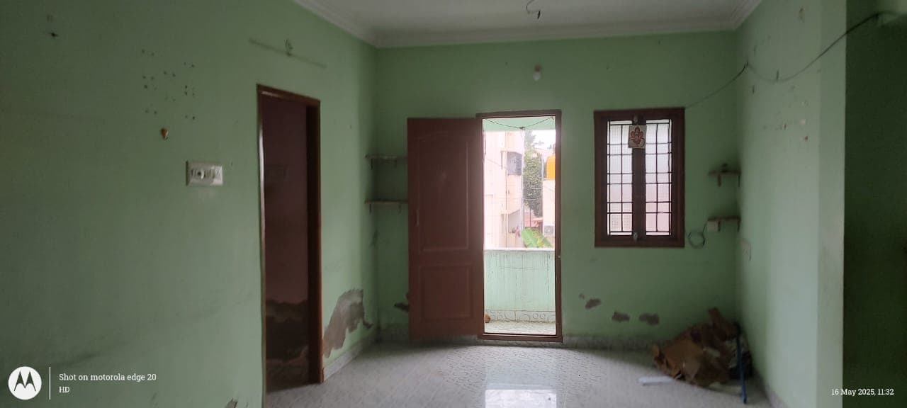 Property Photos 16