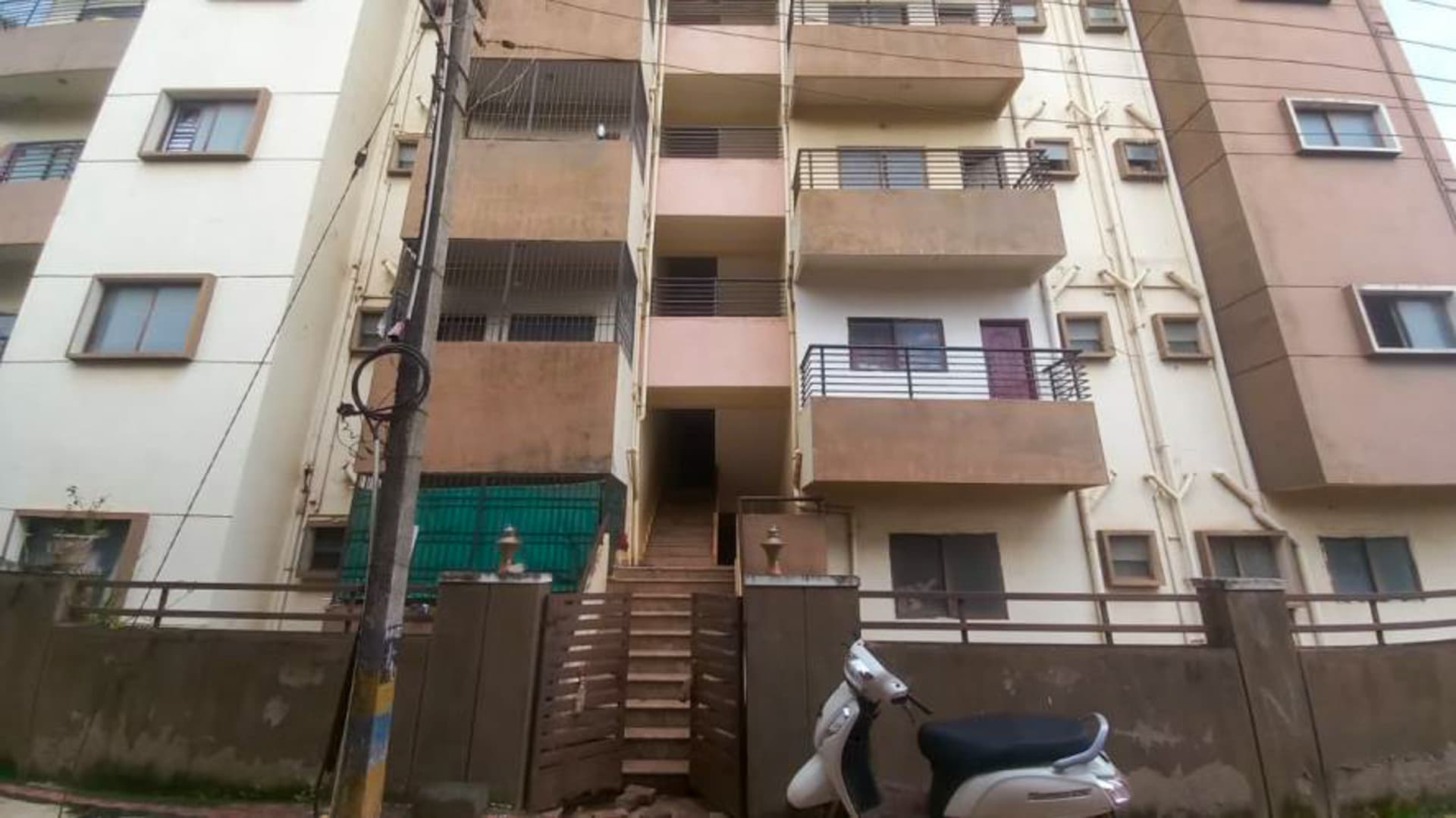 Property Photos 50