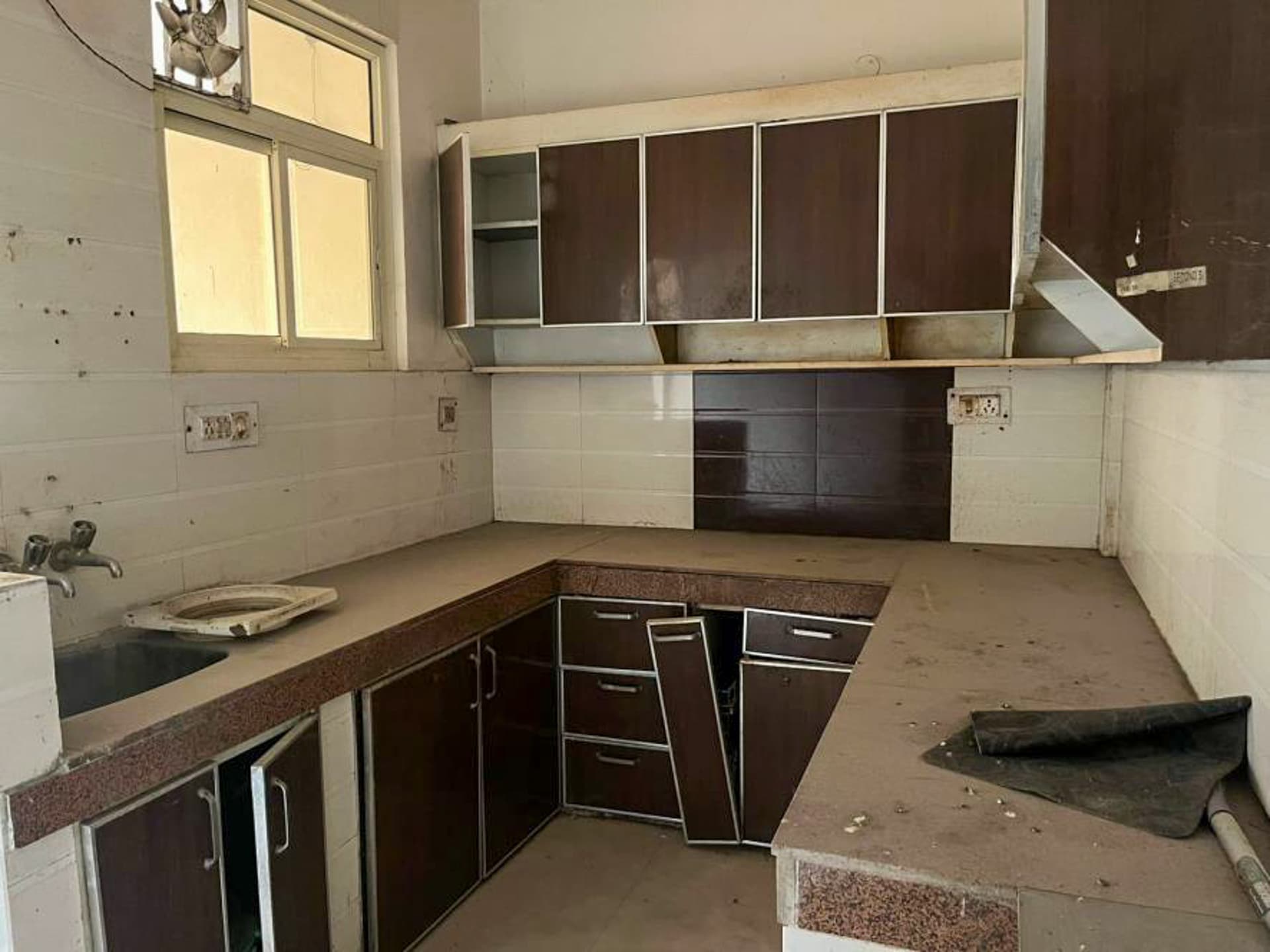 Property Photos 9