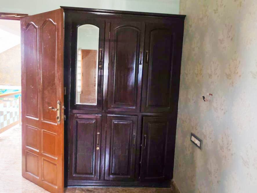 Property Photos 6