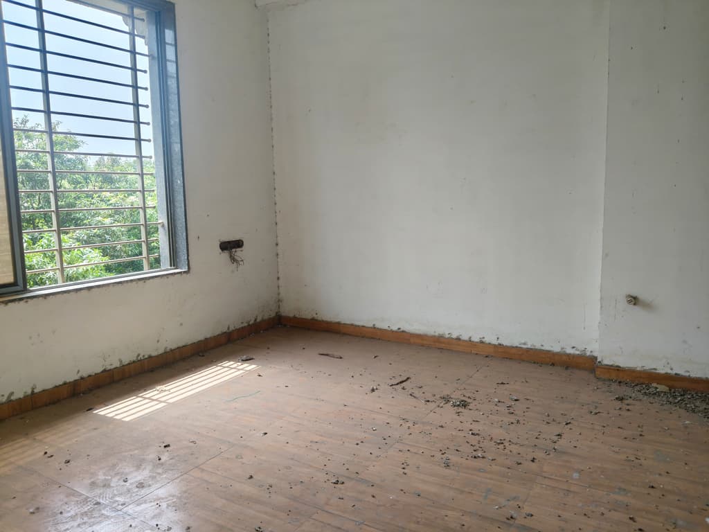 Property Photos 9