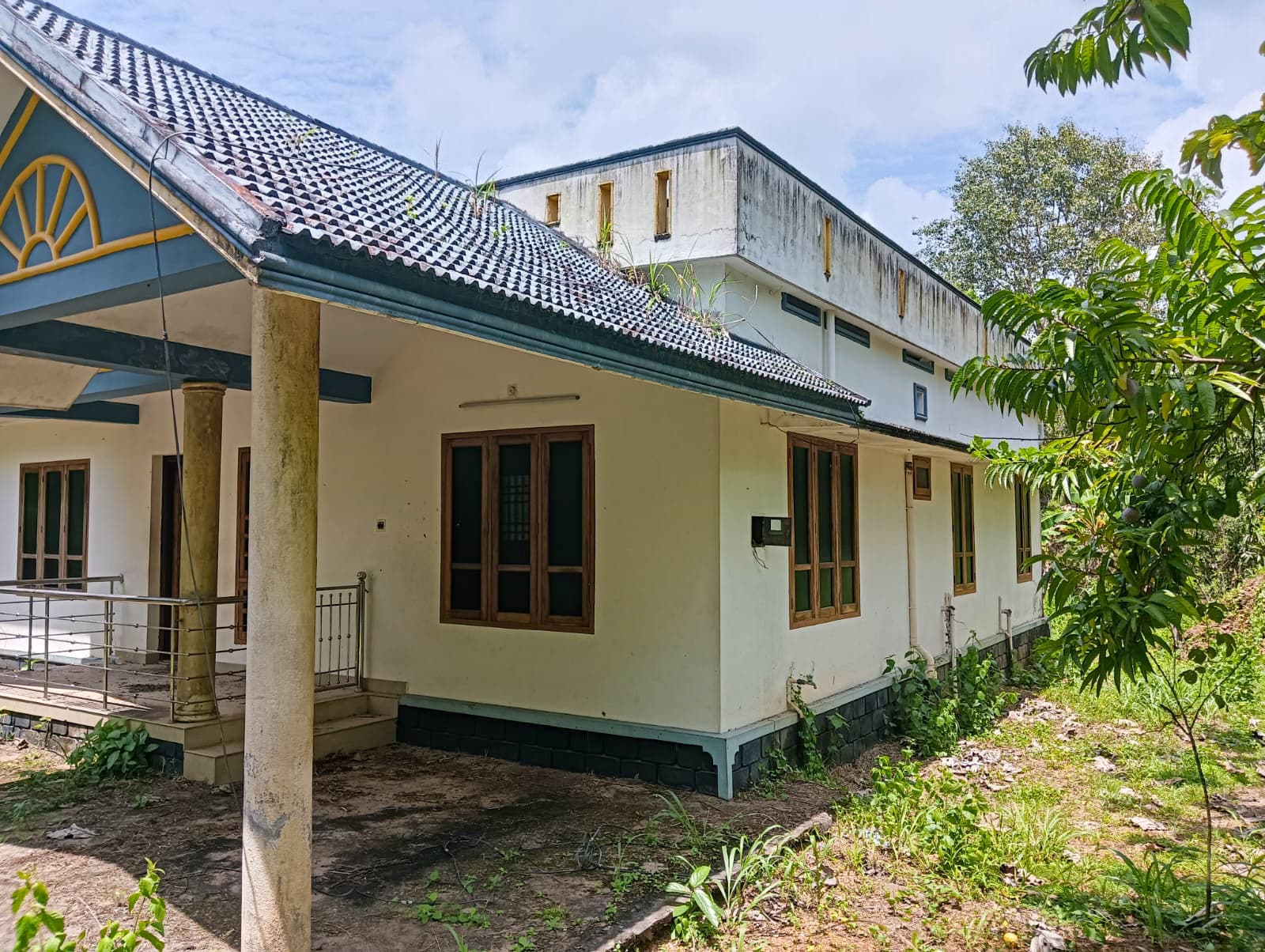 Property Photos 8