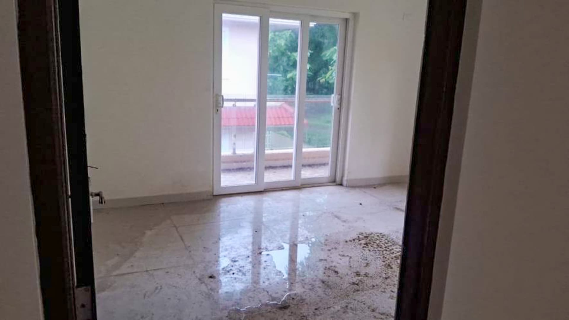 Property Photos 9