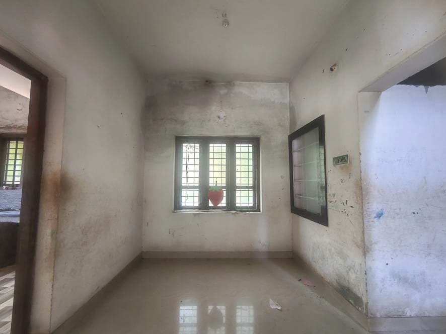 Property Photos 7