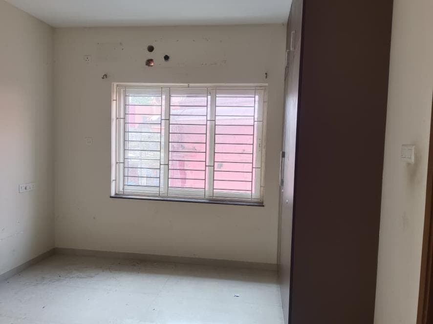 Property Photos 8