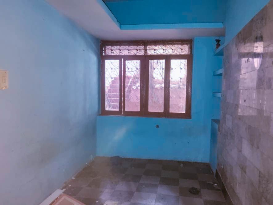 Property Photos 16