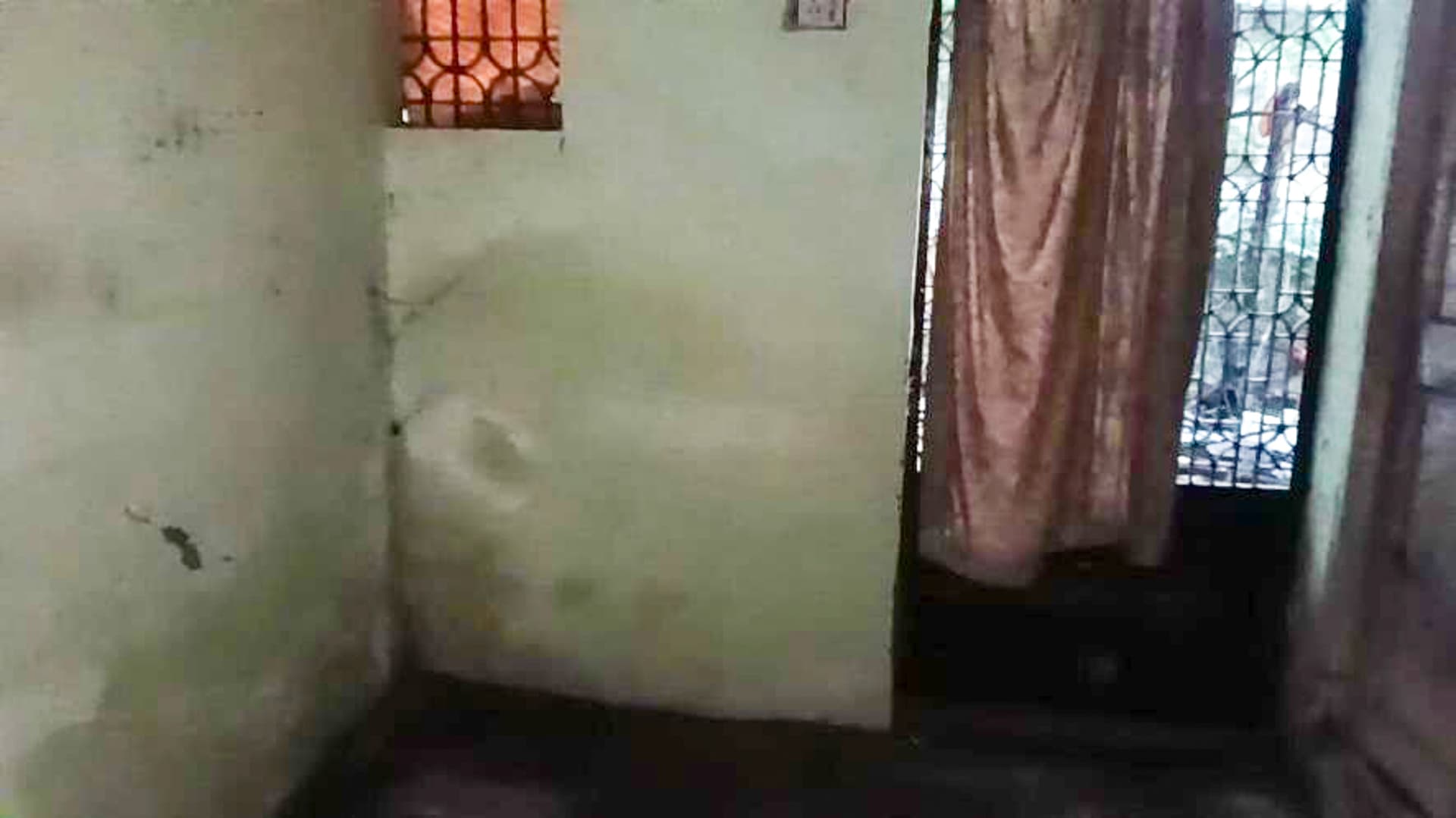 Property Photos 6