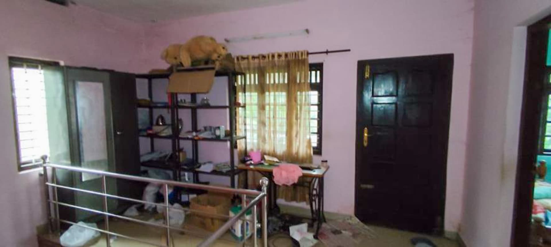 Property Photos 28
