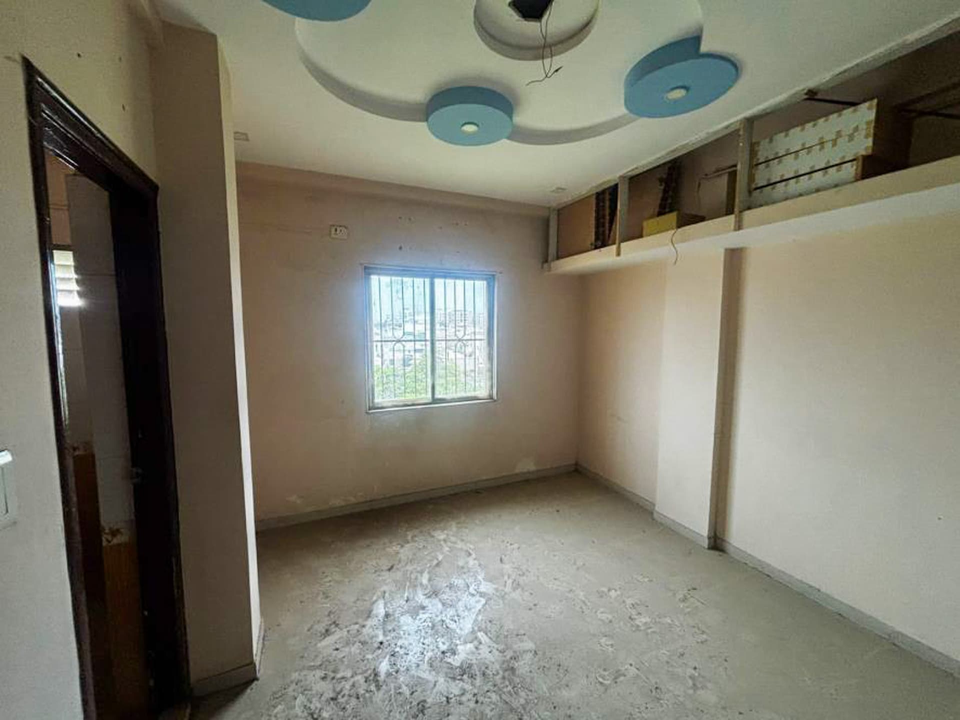 Property Photos 7