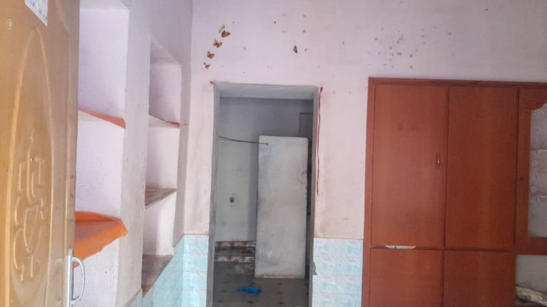 Property Photos 8
