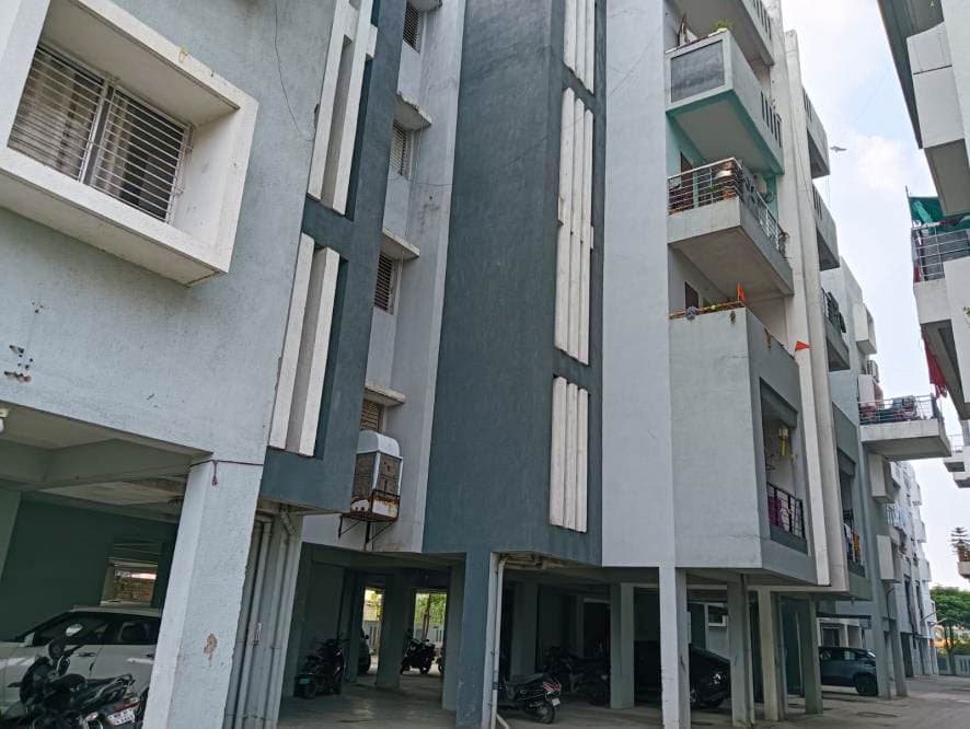 Property Photos 23