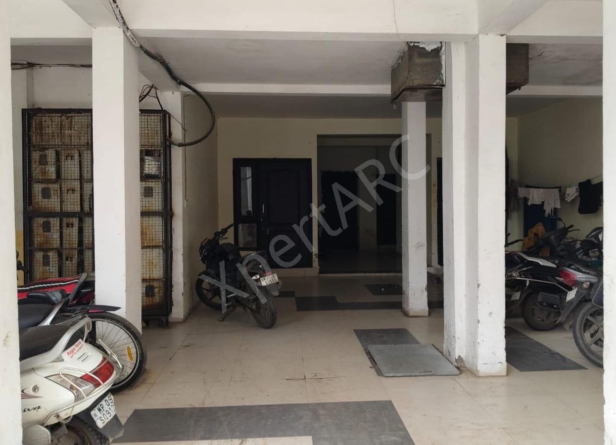 Property Photos 8