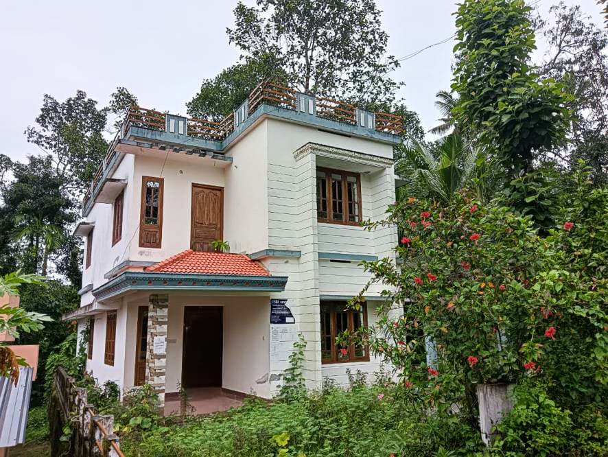 Property Photos 26